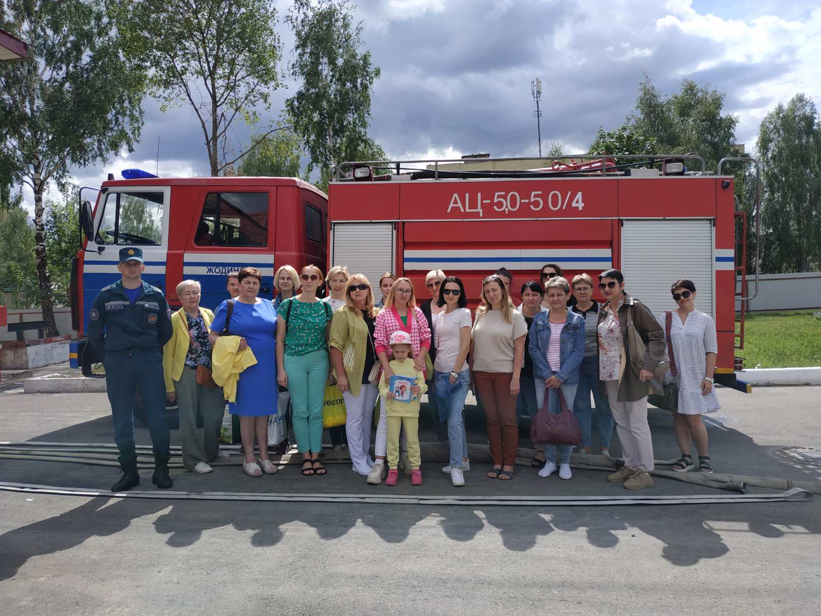 Экскурсия для членов ППО в пожарную часть г.Жодино - Жодинское городское  объединение профсоюзов